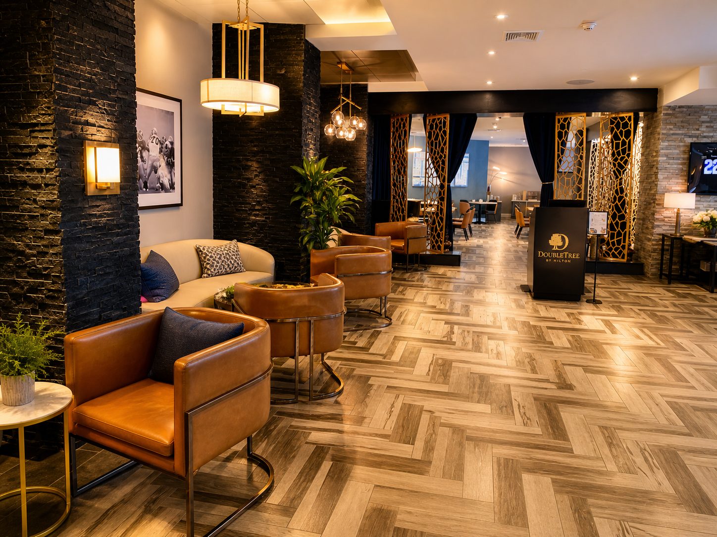 Lobby seating at DoubleTree by Hilton Orlando East - UCF Area